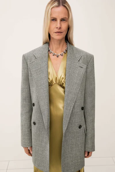 Look 25